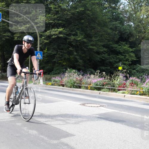 08.09.2024 - Stadtparktriathlon Zöllner http://msf.ph/oto/7046290 08.09.2024 12:05:39 Radfahren 686, 695, 726, 817, 836, 837 meine-sportfotos.de