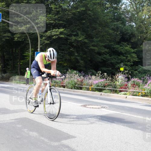 08.09.2024 - Stadtparktriathlon Zöllner http://msf.ph/oto/7046293 08.09.2024 12:05:43 Radfahren 677, 695, 726, 836 meine-sportfotos.de