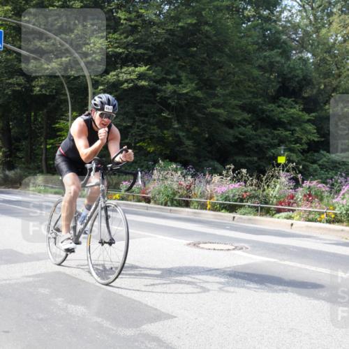 08.09.2024 - Stadtparktriathlon Zöllner http://msf.ph/oto/7046316 08.09.2024 12:06:19 Radfahren 663, 824, 835 meine-sportfotos.de
