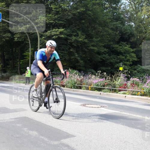 08.09.2024 - Stadtparktriathlon Zöllner http://msf.ph/oto/7046341 08.09.2024 12:07:40 Radfahren 754, 795, 809 meine-sportfotos.de
