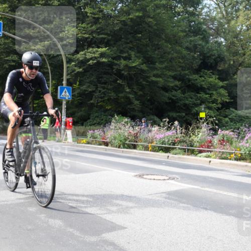 08.09.2024 - Stadtparktriathlon Zöllner http://msf.ph/oto/7046348 08.09.2024 12:07:51 Radfahren 715, 752, 764 meine-sportfotos.de