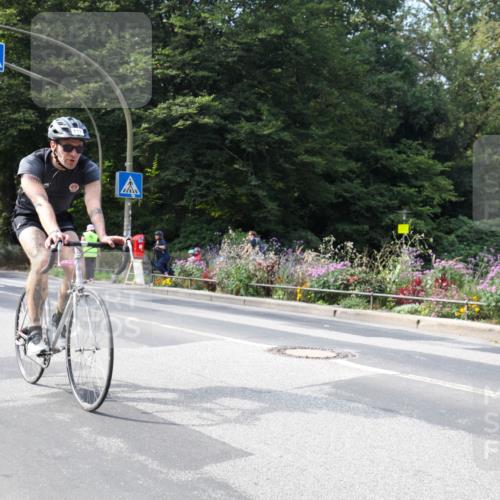 08.09.2024 - Stadtparktriathlon Zöllner http://msf.ph/oto/7046357 08.09.2024 12:08:08 Radfahren 717 meine-sportfotos.de