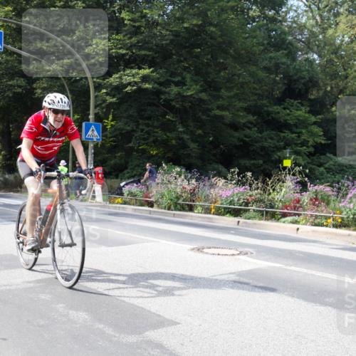 08.09.2024 - Stadtparktriathlon Zöllner http://msf.ph/oto/7046359 08.09.2024 12:08:16 Radfahren 665, 735, 763, 784, 803, 842 meine-sportfotos.de