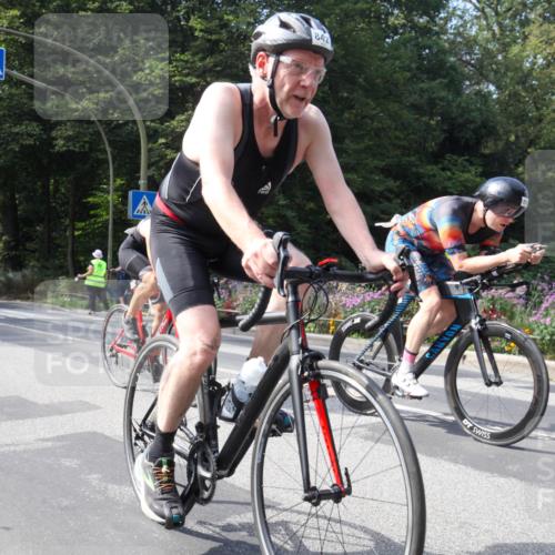 08.09.2024 - Stadtparktriathlon Zöllner http://msf.ph/oto/7046362 08.09.2024 12:08:18 Radfahren 665, 735, 763, 784, 803, 842 meine-sportfotos.de