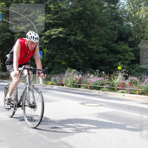 08.09.2024 - Stadtparktriathlon Zöllner http://msf.ph/oto/7046379 08.09.2024 12:09:38 Radfahren 778 meine-sportfotos.de