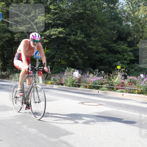 08.09.2024 - Stadtparktriathlon Zöllner http://msf.ph/oto/7046382 08.09.2024 12:09:56 Radfahren 683, 711, 740, 800 meine-sportfotos.de
