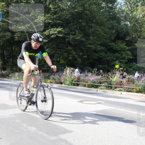 08.09.2024 - Stadtparktriathlon Zöllner http://msf.ph/oto/7046385 08.09.2024 12:10:14 Radfahren 774, 826 meine-sportfotos.de