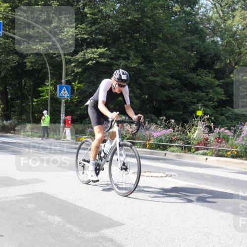 08.09.2024 - Stadtparktriathlon Zöllner http://msf.ph/oto/7046387 08.09.2024 12:10:30 Radfahren 738, 770, 804 meine-sportfotos.de