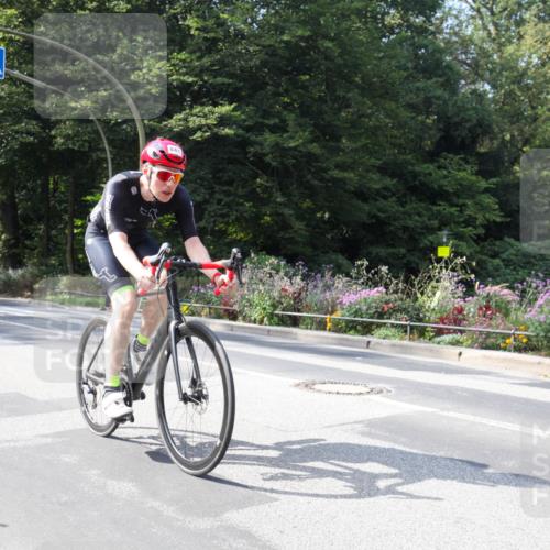 08.09.2024 - Stadtparktriathlon Zöllner http://msf.ph/oto/7046398 08.09.2024 12:11:06 Radfahren 834, 841 meine-sportfotos.de