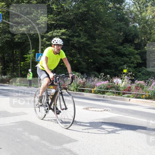 08.09.2024 - Stadtparktriathlon Zöllner http://msf.ph/oto/7046404 08.09.2024 12:11:29 Radfahren 759, 761 meine-sportfotos.de