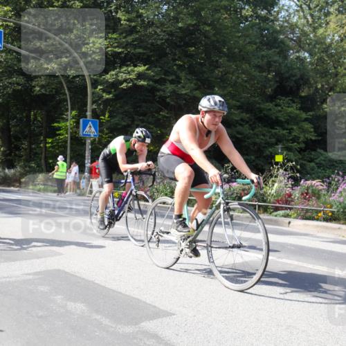 08.09.2024 - Stadtparktriathlon Zöllner http://msf.ph/oto/7046414 08.09.2024 12:12:04 Radfahren 779, 816, 829 meine-sportfotos.de