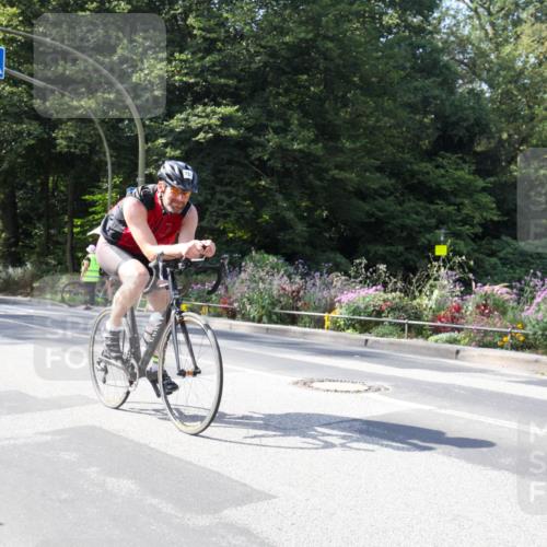 08.09.2024 - Stadtparktriathlon Zöllner http://msf.ph/oto/7046445 08.09.2024 12:13:11 Radfahren 756, 767 meine-sportfotos.de