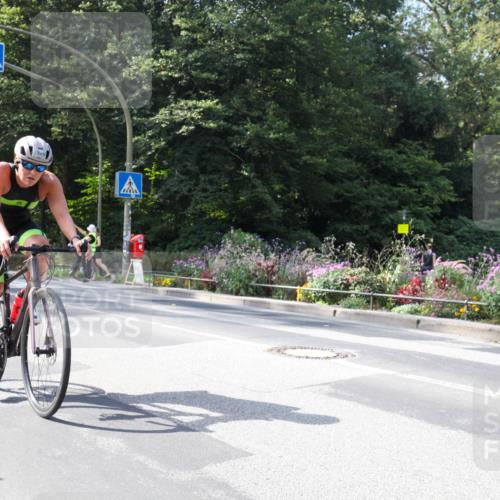 08.09.2024 - Stadtparktriathlon Zöllner http://msf.ph/oto/7046465 08.09.2024 12:14:27 Radfahren 701, 714, 784, 820, 904 meine-sportfotos.de