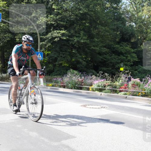 08.09.2024 - Stadtparktriathlon Zöllner http://msf.ph/oto/7046468 08.09.2024 12:14:31 Radfahren 701, 702, 714, 820, 904 meine-sportfotos.de