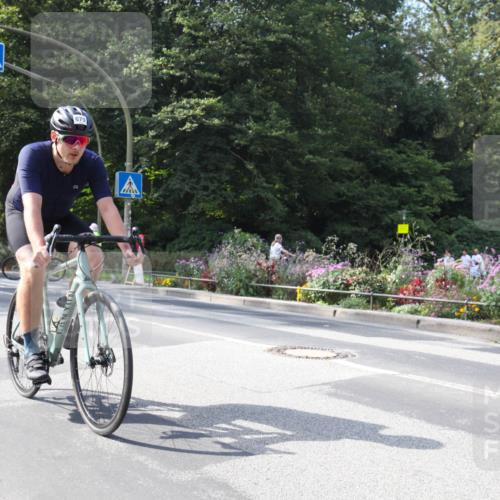 08.09.2024 - Stadtparktriathlon Zöllner http://msf.ph/oto/7046469 08.09.2024 12:14:41 Radfahren  meine-sportfotos.de