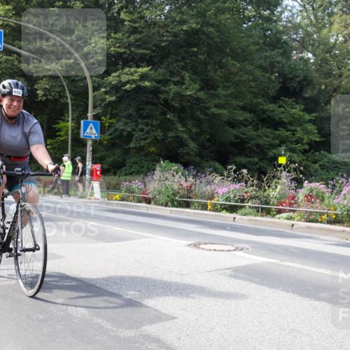 08.09.2024 - Stadtparktriathlon Zöllner http://msf.ph/oto/7046482 08.09.2024 12:15:47 Radfahren 650, 930 meine-sportfotos.de