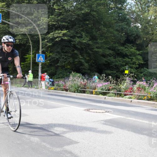 08.09.2024 - Stadtparktriathlon Zöllner http://msf.ph/oto/7046492 08.09.2024 12:16:12 Radfahren 717, 839 meine-sportfotos.de
