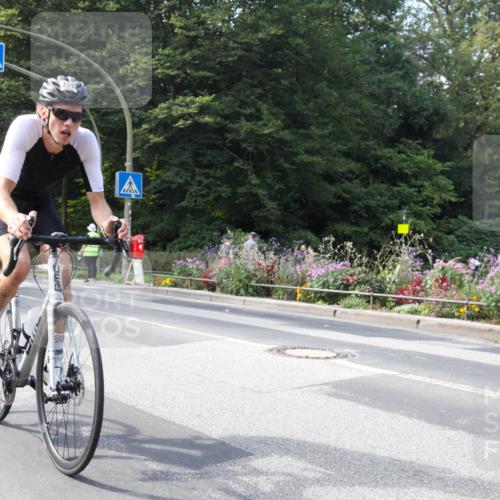 08.09.2024 - Stadtparktriathlon Zöllner http://msf.ph/oto/7046500 08.09.2024 12:16:50 Radfahren 770 meine-sportfotos.de