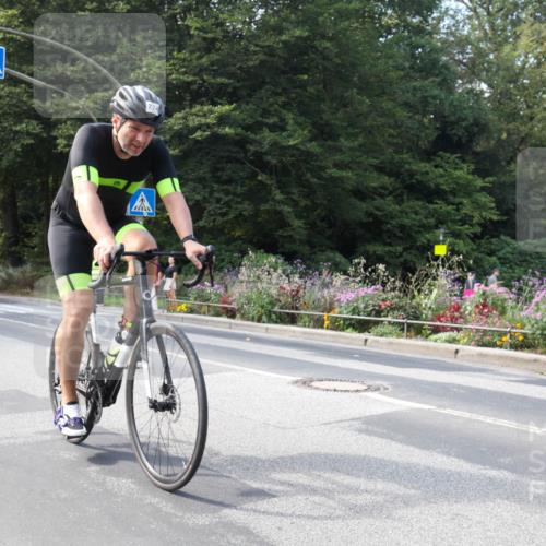 08.09.2024 - Stadtparktriathlon Zöllner http://msf.ph/oto/7046501 08.09.2024 12:16:59 Radfahren 774, 826 meine-sportfotos.de