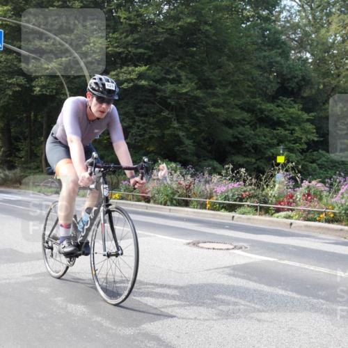 08.09.2024 - Stadtparktriathlon Zöllner http://msf.ph/oto/7046523 08.09.2024 12:17:58 Radfahren 828 meine-sportfotos.de