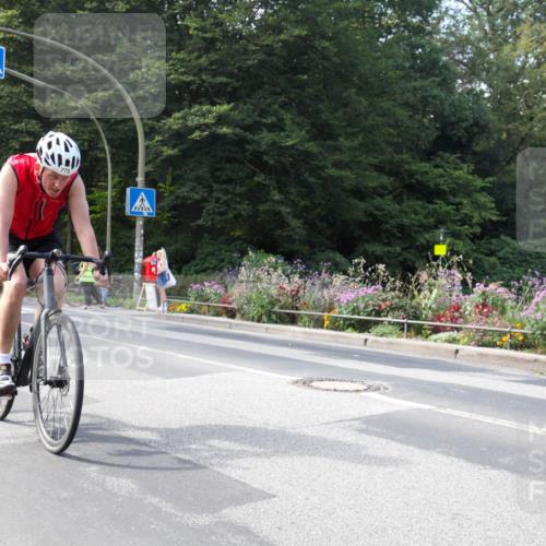 08.09.2024 - Stadtparktriathlon Zöllner http://msf.ph/oto/7046526 08.09.2024 12:18:08 Radfahren 778, 886, 918 meine-sportfotos.de