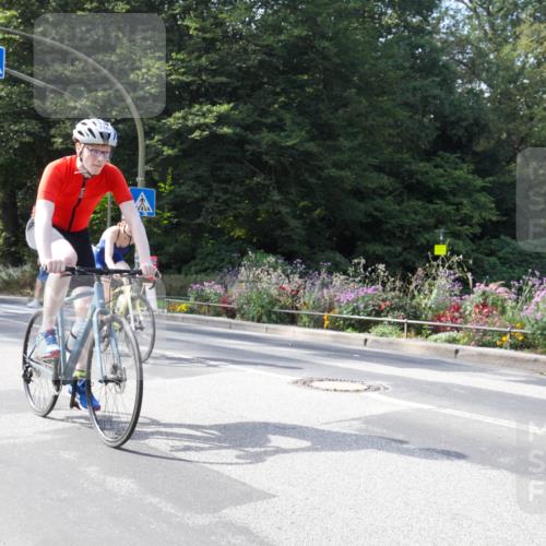 08.09.2024 - Stadtparktriathlon Zöllner http://msf.ph/oto/7046530 08.09.2024 12:18:19 Radfahren 716, 871, 908 meine-sportfotos.de