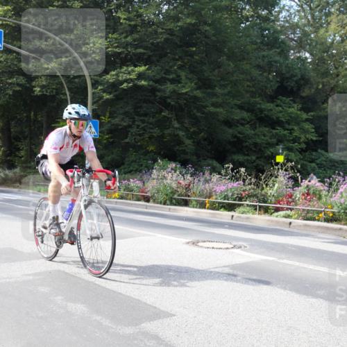 08.09.2024 - Stadtparktriathlon Zöllner http://msf.ph/oto/7046535 08.09.2024 12:18:34 Radfahren 748, 807, 877 meine-sportfotos.de