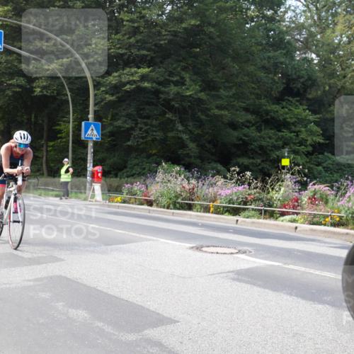 08.09.2024 - Stadtparktriathlon Zöllner http://msf.ph/oto/7046554 08.09.2024 12:19:26 Radfahren 803, 863, 879, 890 meine-sportfotos.de