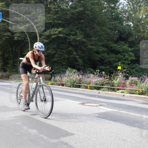 08.09.2024 - Stadtparktriathlon Zöllner http://msf.ph/oto/7046557 08.09.2024 12:19:31 Radfahren 862, 890 meine-sportfotos.de