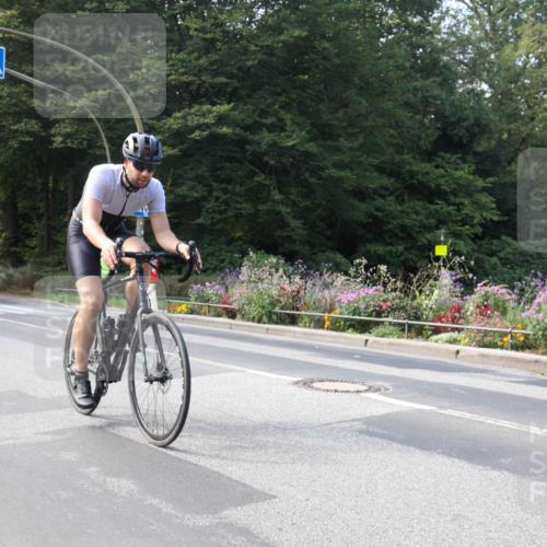 08.09.2024 - Stadtparktriathlon Zöllner http://msf.ph/oto/7046563 08.09.2024 12:19:41 Radfahren 786, 791, 817, 818, 837, 838, 843, 868 meine-sportfotos.de