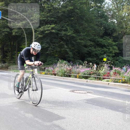 08.09.2024 - Stadtparktriathlon Zöllner http://msf.ph/oto/7046565 08.09.2024 12:19:43 Radfahren 786, 817, 818, 837, 843, 925 meine-sportfotos.de