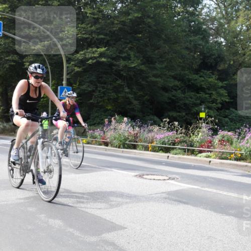 08.09.2024 - Stadtparktriathlon Zöllner http://msf.ph/oto/7046601 08.09.2024 12:20:57 Radfahren 767, 884, 912, 924, 926, 927 meine-sportfotos.de