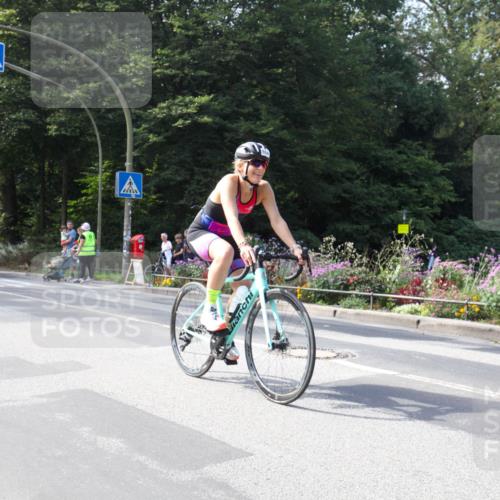 08.09.2024 - Stadtparktriathlon Zöllner http://msf.ph/oto/7046605 08.09.2024 12:21:11 Radfahren 864 meine-sportfotos.de
