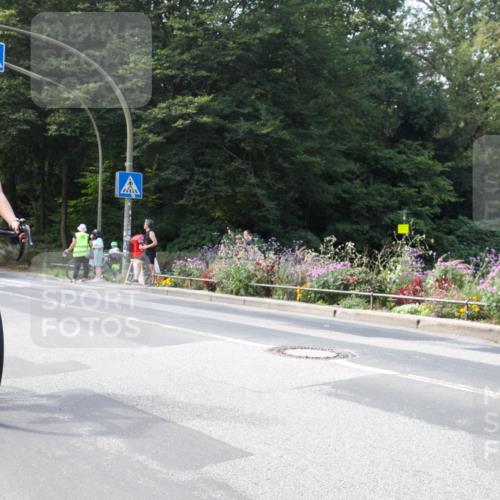 08.09.2024 - Stadtparktriathlon Zöllner http://msf.ph/oto/7046619 08.09.2024 12:21:52 Radfahren 861, 881 meine-sportfotos.de