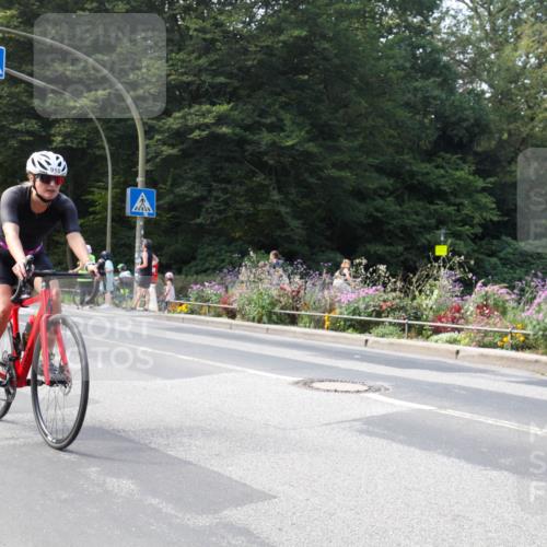 08.09.2024 - Stadtparktriathlon Zöllner http://msf.ph/oto/7046622 08.09.2024 12:22:00 Radfahren 754, 910 meine-sportfotos.de