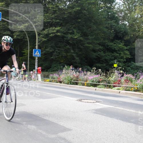 08.09.2024 - Stadtparktriathlon Zöllner http://msf.ph/oto/7046626 08.09.2024 12:22:11 Radfahren 820, 900, 904, 930 meine-sportfotos.de