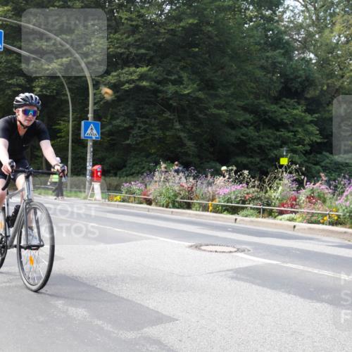 08.09.2024 - Stadtparktriathlon Zöllner http://msf.ph/oto/7046627 08.09.2024 12:22:14 Radfahren 883, 900, 930 meine-sportfotos.de