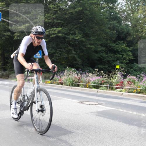 08.09.2024 - Stadtparktriathlon Zöllner http://msf.ph/oto/7046642 08.09.2024 12:23:12 Radfahren 770 meine-sportfotos.de