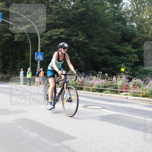 08.09.2024 - Stadtparktriathlon Zöllner http://msf.ph/oto/7046656 08.09.2024 12:23:51 Radfahren 831, 849, 911, 934, 937 meine-sportfotos.de