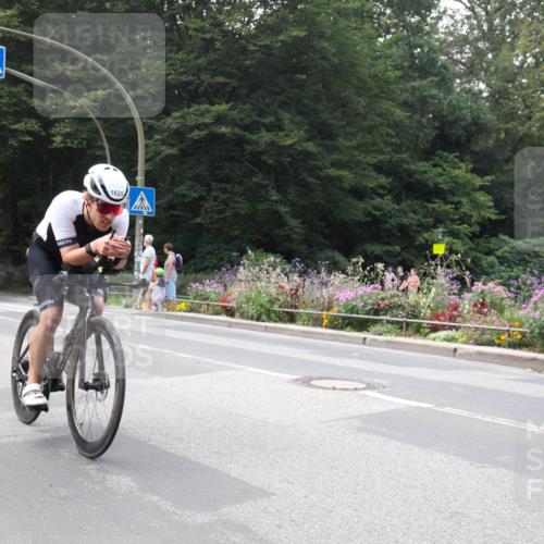 08.09.2024 - Stadtparktriathlon Zöllner http://msf.ph/oto/7047703 08.09.2024 13:15:40 Radfahren 974, 1577, 1628 meine-sportfotos.de