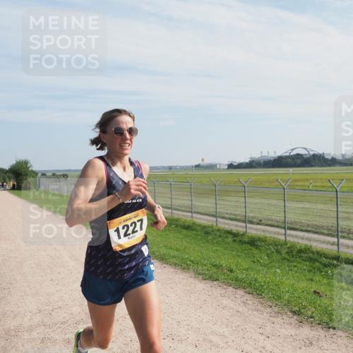 08.09.2024 - Airport Race Miley Keyser http://msf.ph/oto/7047829 08.09.2024 11:54:04 Laufen 1227 meine-sportfotos.de