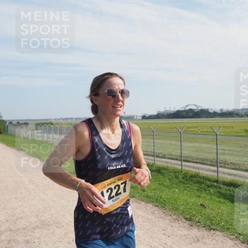 08.09.2024 - Airport Race Miley Keyser http://msf.ph/oto/7047830 08.09.2024 11:54:04 Laufen 41, 1227 meine-sportfotos.de
