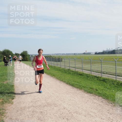 08.09.2024 - Airport Race Miley Keyser http://msf.ph/oto/7047840 08.09.2024 11:54:19 Laufen 669 meine-sportfotos.de