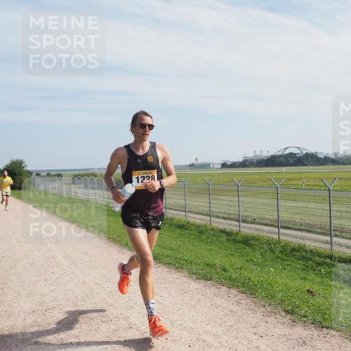 08.09.2024 - Airport Race Miley Keyser http://msf.ph/oto/7047861 08.09.2024 11:54:28 Laufen 1228 meine-sportfotos.de