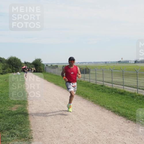 08.09.2024 - Airport Race Miley Keyser http://msf.ph/oto/7048104 08.09.2024 12:01:08 Laufen 677 meine-sportfotos.de