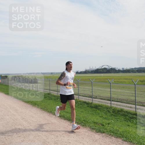 08.09.2024 - Airport Race Miley Keyser http://msf.ph/oto/7048276 08.09.2024 12:03:07 Laufen 290 meine-sportfotos.de