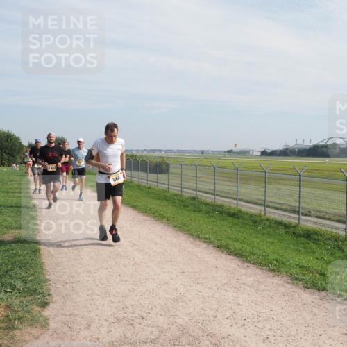 08.09.2024 - Airport Race Miley Keyser http://msf.ph/oto/7048578 08.09.2024 12:06:45 Laufen 1453, 455, 866 meine-sportfotos.de