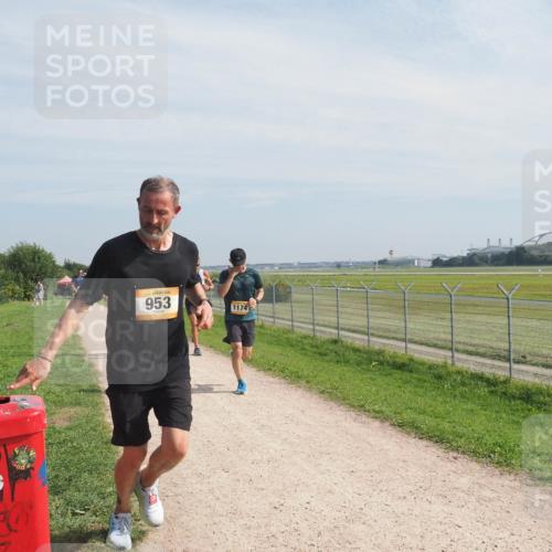 08.09.2024 - Airport Race Miley Keyser http://msf.ph/oto/7048728 08.09.2024 12:08:27 Laufen 953, 1174 meine-sportfotos.de