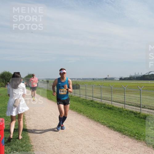 08.09.2024 - Airport Race Miley Keyser http://msf.ph/oto/7048769 08.09.2024 12:08:45 Laufen 6, 1057, 1451 meine-sportfotos.de