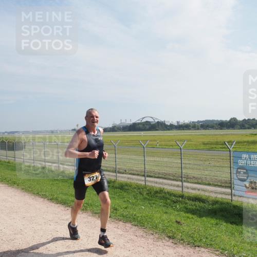 08.09.2024 - Airport Race Miley Keyser http://msf.ph/oto/7048959 08.09.2024 12:10:26 Laufen 324, 327 meine-sportfotos.de